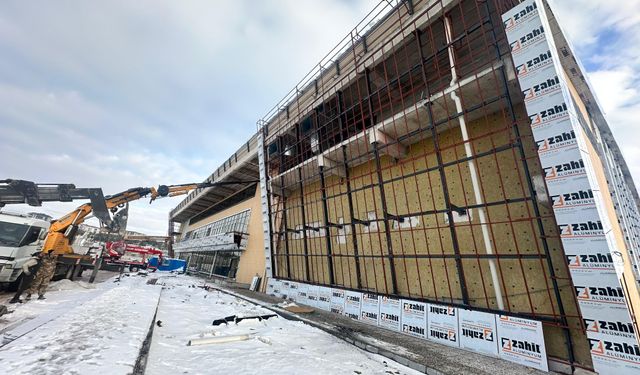 Nevşehir, 2 Bin 500 Kişilik Spor Salonu İçin Gün Sayıyor