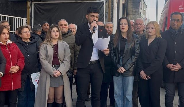 CHP’li Gençler KYK Burslarını Protesto Etti