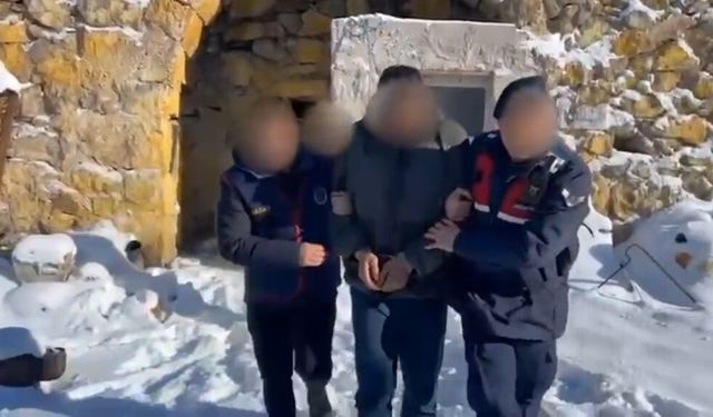 Nevşehir’de Hakkında 30 Suç Dosyası Bulunan Şahıs Yakalandı