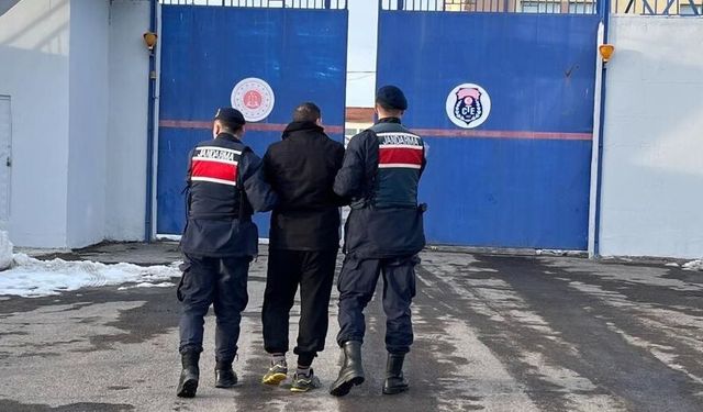 Nevşehir’de Aranan Şahıs Sahte Kimlikle Yakalandı