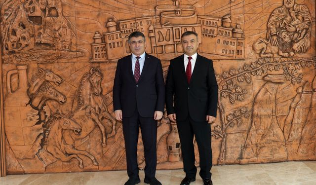 Rektör Aktekin, Asaleten Atanan Dekanları Makamında Kabul Etti