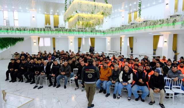 Gülşehir Belediyesi Personeline Narkotikle Mücadele Eğitimi Verildi