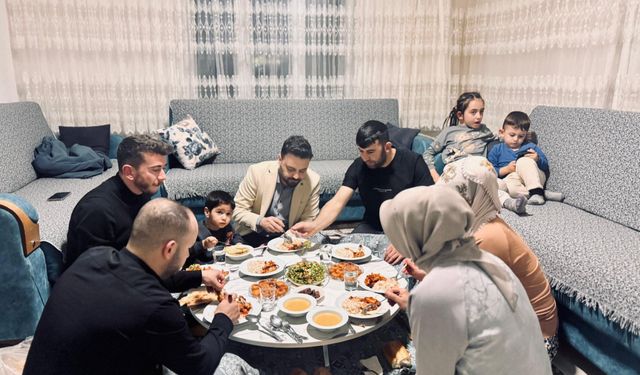 İl Başkanı Aygün Çardak Köyü’nde İftar Sofrasına Misafir Oldu