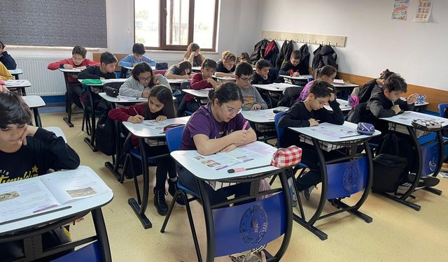 Altınyıldız İlköğretim Kurumunda Kazanım Tarama Sınavları Devam Ediyor