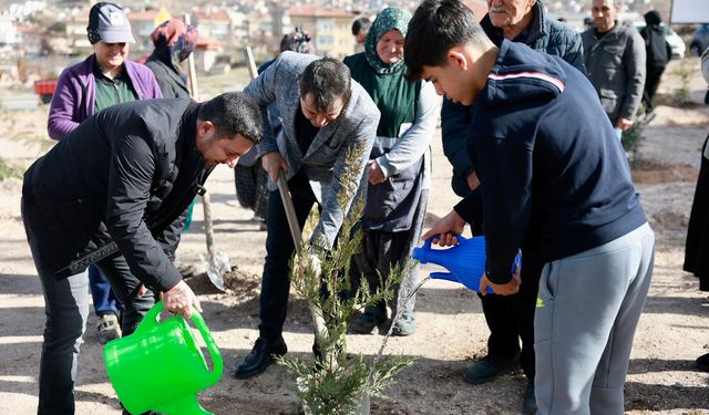 Nevşehir’de Binlerce Fidan Toprakla Buluştu
