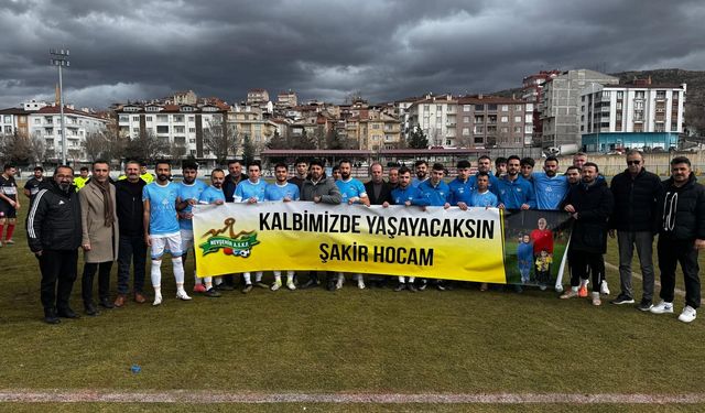 Şakir Topoğlu Nevşehir'de Dualarla ve Pankartlarla Anıldı