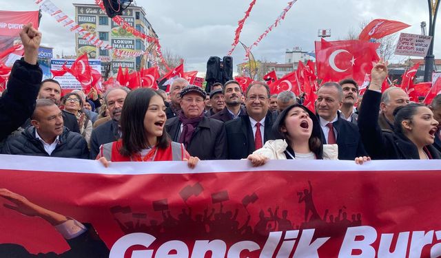 CHP Nevşehir Teşkilatı Niğde Mitinginde