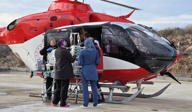 Nevşehir’de ambulans helikopter 58 günlük bebek için havalandı