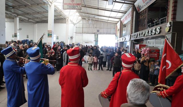 Nevşehir’de Pazaryerinde Tarihi Atmosfer