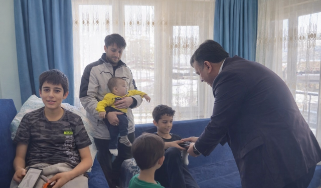 Anne ve Babasız Kalan 4 Yavrumuz Nevşehir'e Emanet