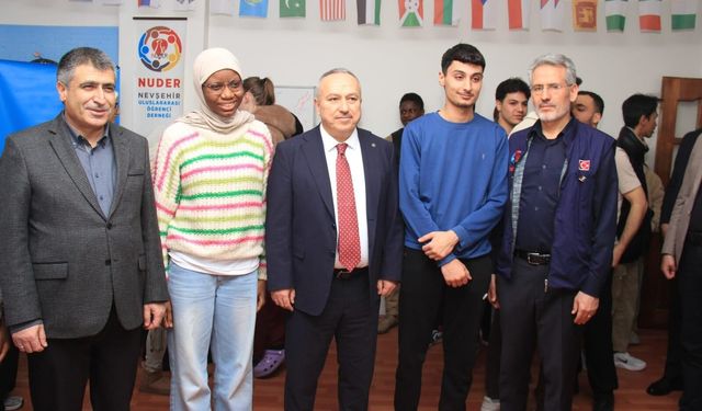 Vali Fidan ve Rektör Aktekin Nevşehir’de Uluslararası Öğrencilerle İftarda Bir Araya Geldi