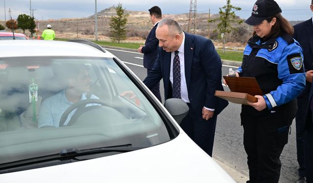 Vali Fidan, trafik denetimlerine katıldı