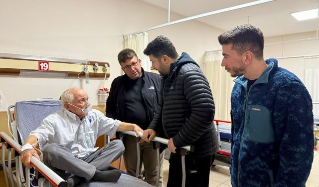 Milletvekili Emre Çalışkan’dan Gece Yarısı Acil Servise Çat Kapı Ziyaret