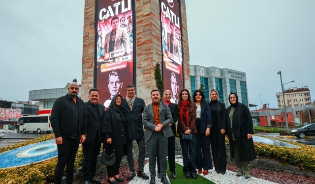 “ÇATLI” Filmi ekibinden Başkan Arı’ya ziyaret