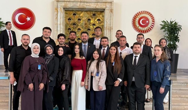 Milletvekili Çalışkan Gençlerle TBMM’de Buluştu
