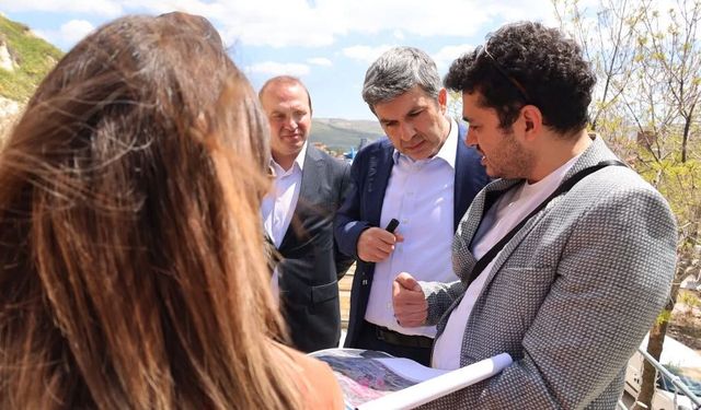 Ürgüp Temenni Tepesi’nde Kritik Kaya İncelemesi