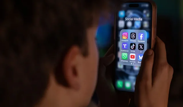Sosyal Medyaya 15 Yaş Sınırı Getiren Teklif Yasalaştı