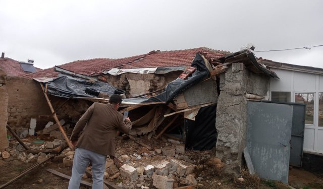 Nevşehirli Bekir Amca Hayırseverlerden Yardım Bekliyor