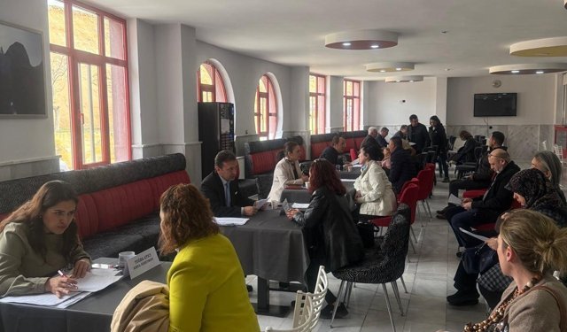 Altınyıldız Koleji Fen ve Anadolu Lisesinde Veli Bilgilendirme Toplantıları Gerçekleştirildi