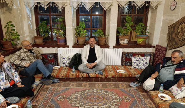 NEVKAM Konak Sohbetleri’nde “Türkiye’nin Turizm Politikası ve Turist Rehberliği” Konuşuldu