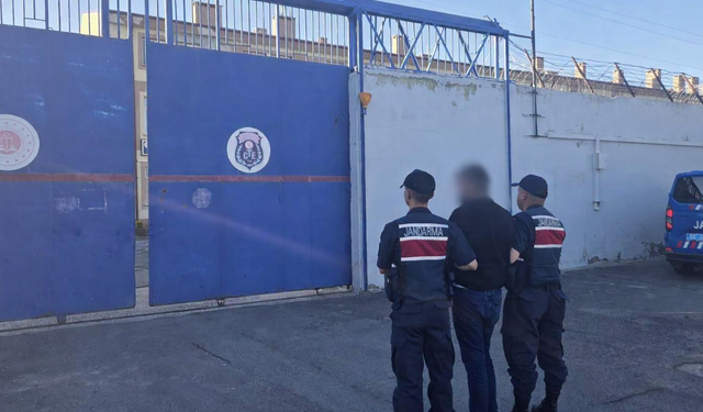 Sahte Kimlik Veren Firari Yakayı Ele Verdi