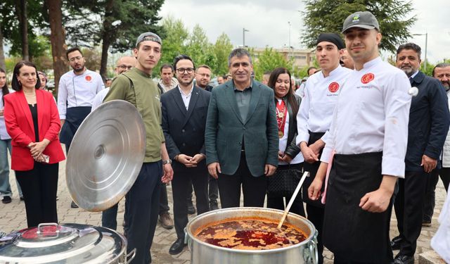 NEVÜ’de Türk Mutfağı Haftası ve Limonata Şenliği Coşkusu