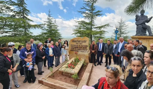 Hacıbektaş’ta Mahsuni Şerif Türkülerle Anıldı
