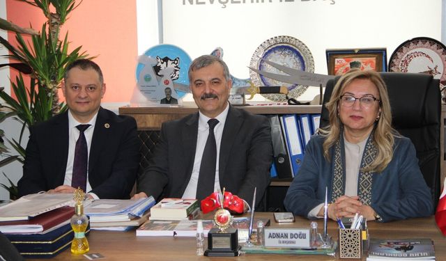 MHP ve Ülkü Ocakları'ndan ortak bayramlaşma