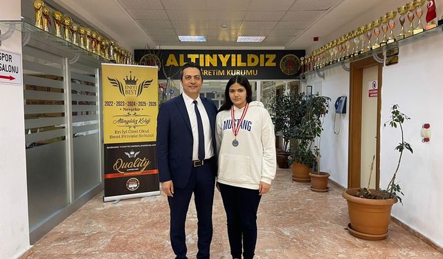 Altınyıldız İlköğretim Kurumundan Büyük Başarı: Türkiye İkinciliği