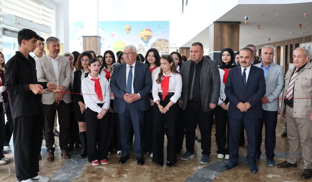 Nevşehir’de Şehit Demet Sezen Güzel Sanatlar Lisesi’nden Yıl Sonu Sergisi