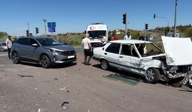 Hacıbektaş’ta Trafik Kazası: 4 Kişi Yaralandı
