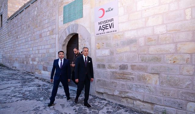 Nevşehir Valisi Kök Damat İbrahim Paşa Külliyesi'ni İnceledi