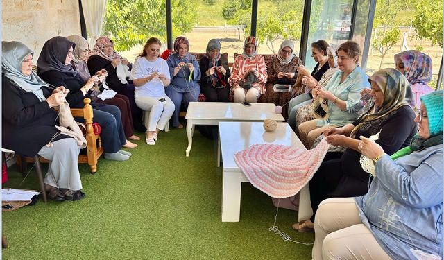 Nevşehir’de örgü günleri: Çay, sohbet ve örgü