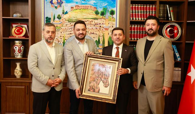 Nevşehir AK Parti'den Başkan Rasim Arı'ya Nezaket Ziyareti