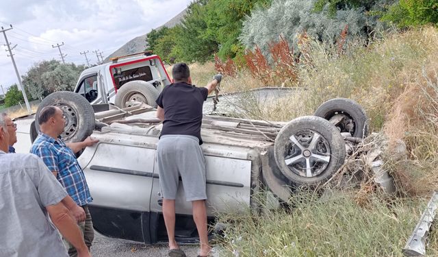 Nevşehir Boğazköy'de Otomobil Takla Attı, 4 Yaralı