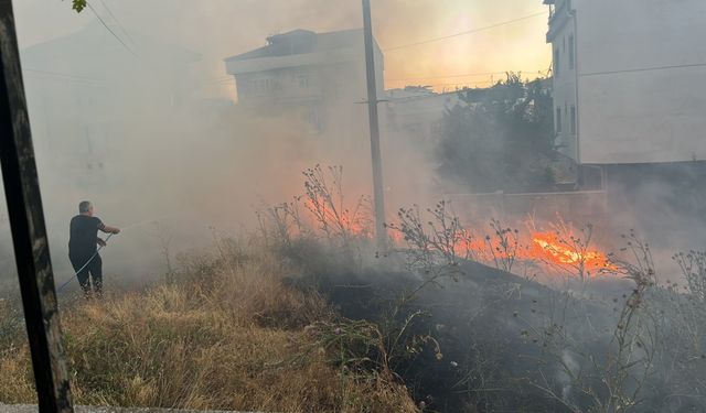 Nevşehir'de yerleşim yerine yakın noktada yangın