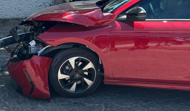 Nevşehir'de İki Otomobil Çarpıştı: 1 Yaralı