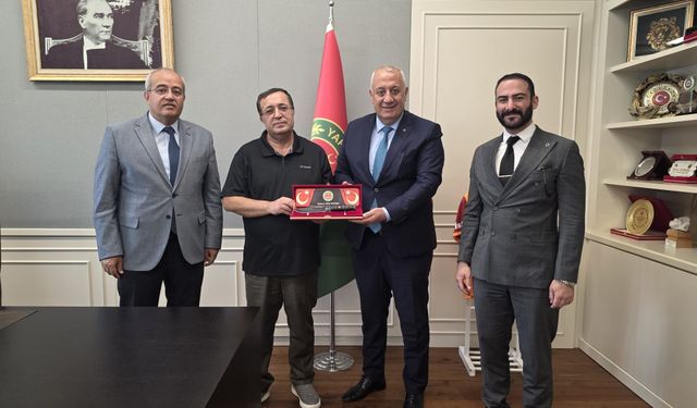Emin Koçak, Gündoğdu’yu Ziyaret Etti