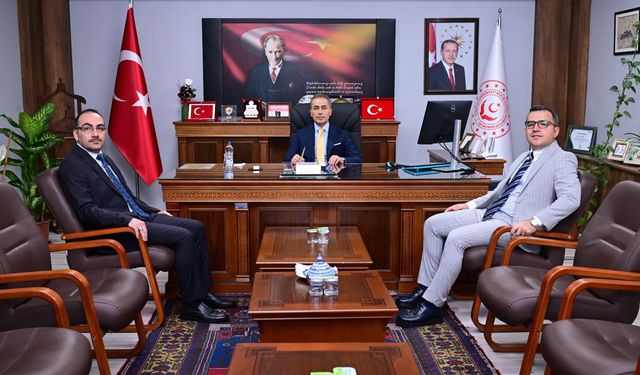 Vali Kök, Sosyal Hizmet Faaliyetleri Hakkında Bilgi Aldı