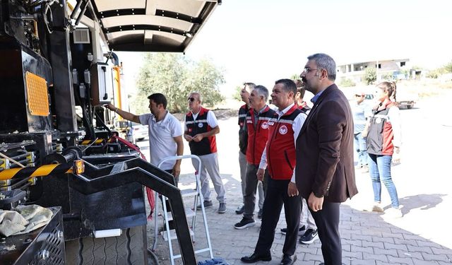 Acıgöl’de Üreticiye Silaj Makinesi Desteği