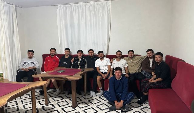 Derinkuyugücü’ne Esnaftan Destek! Futbolcuların Tıraşları 1 Ay Ücretsiz