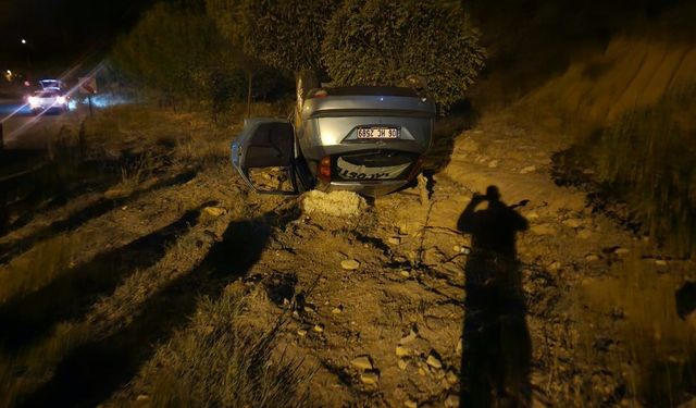 Takla Atan Otomobilden Hafif Yaralı Kurtuldular