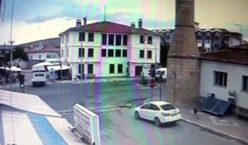 Nevşehir Otomobilin çarptığı motosiklet sürücüsünün savrulma anı