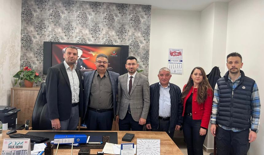 Başkan Mutlu'dan yeri daire başkanı ve yardımcısına ziyaret