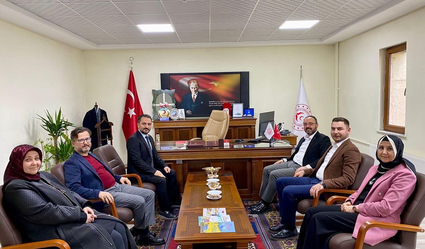 AK Parti İl Başkanı Kemikkıran'dan Selçuk'a Hayırlı Olsun Ziyareti