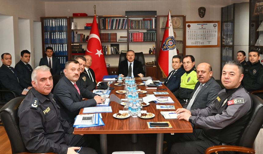 Nevşehir Valisi Fidan, İl Emniyet Müdürlüğünden brifing aldı