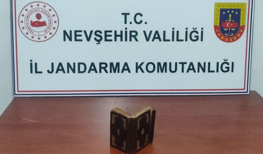 Nevşehir'de el yazması Kur'an-ı Kerim ele geçirildi