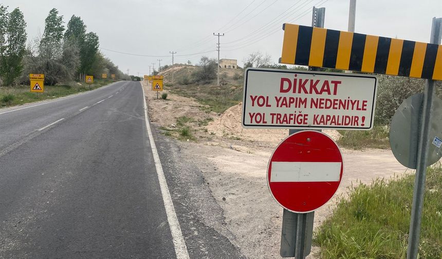 Çat Kasabası-Nevşehir yolu trafiğe kapatıldı
