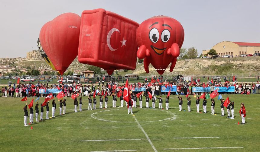 23 Nisan Türkiye'de sadece Ürgüp'te böyle kutladı