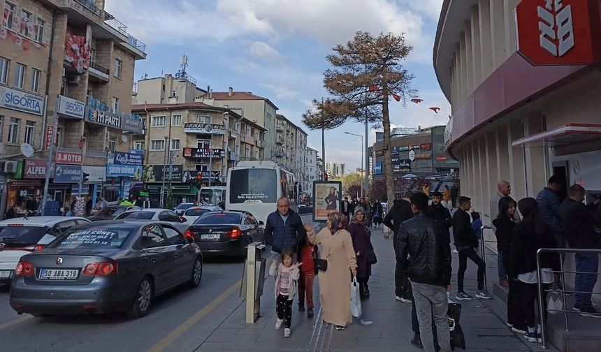 Nevşehir'de araç sayısı artmaya devam ediyor